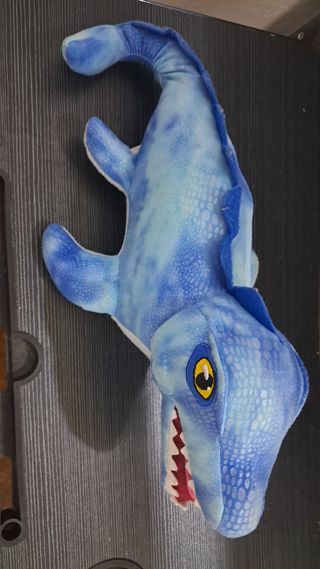 Dinossauros de peluche