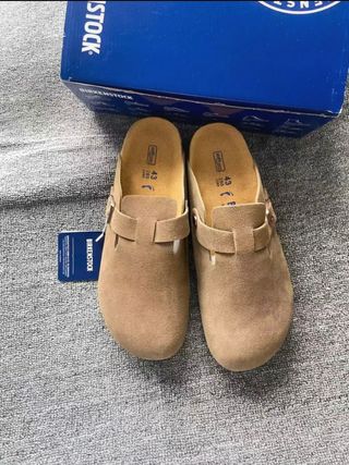 Zuecos Birkenstock gamuza beige, talla 43