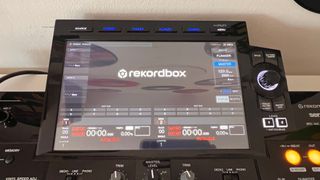 Pioneer XDJ-RX3: Mesa de mezclas