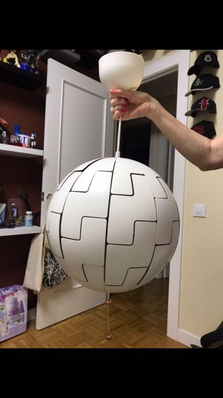 Lámpara colgante blanca estilo Death Star
