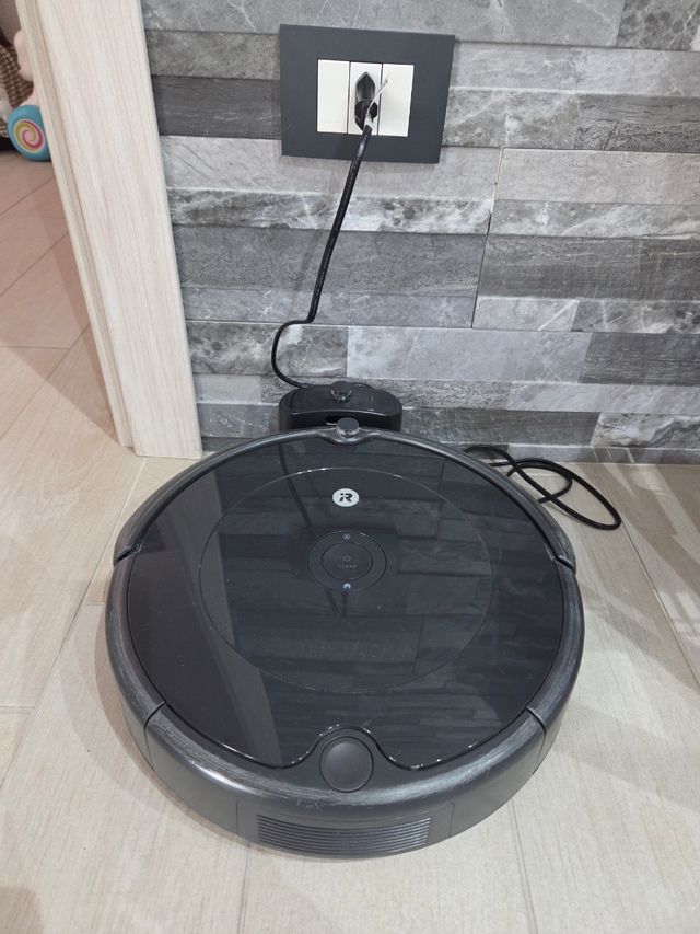 Robot aspirapolvere Roomba usato