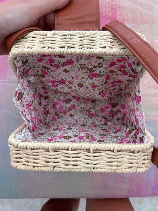 Bolso mimbre marrón beige