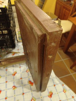 Ventana antigua de madera