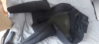 Traje neopreno Xcel 5/4/3 talla XS
