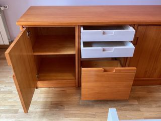 Cómoda madera maciza de pino 