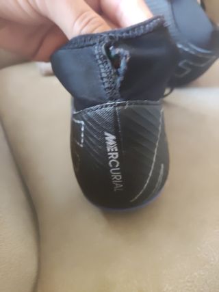 Botas fútbol Nike talla 44