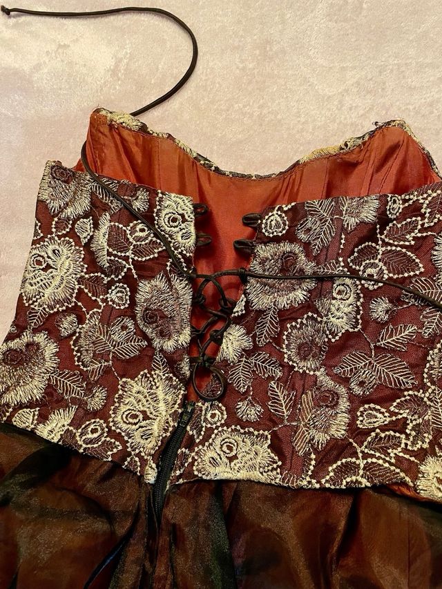 Vestido fiesta marrón-negro