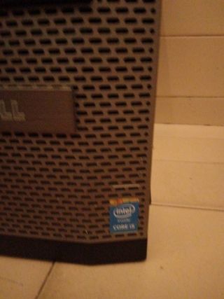 Torre PC Dell negra