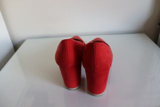 Tacones rojos Chamby -talla 38