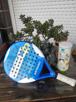 Raqueta pádel Artengo + 3 pelotas