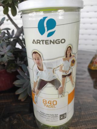 Raqueta pádel Artengo + 3 pelotas