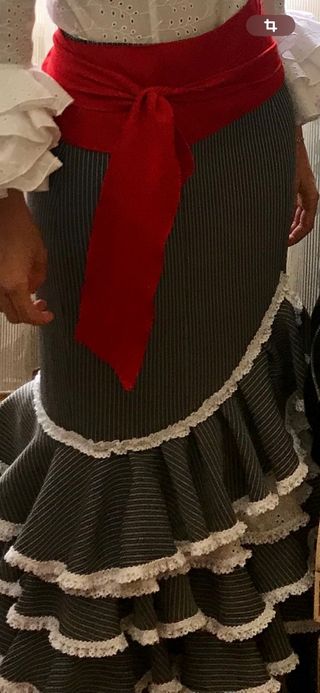 Falda flamenca gris rayas blancas