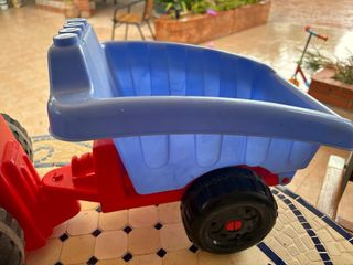 Tractor correpasillos infantil