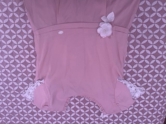 Ropa niña mono de arreglo marca Miranda