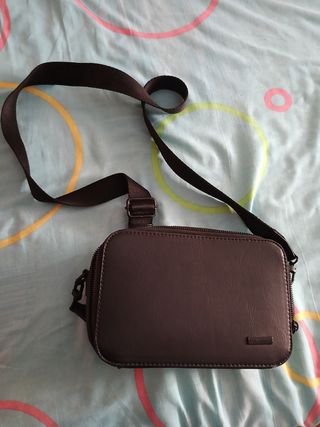 Bolsito Pull & Bear - Negro
