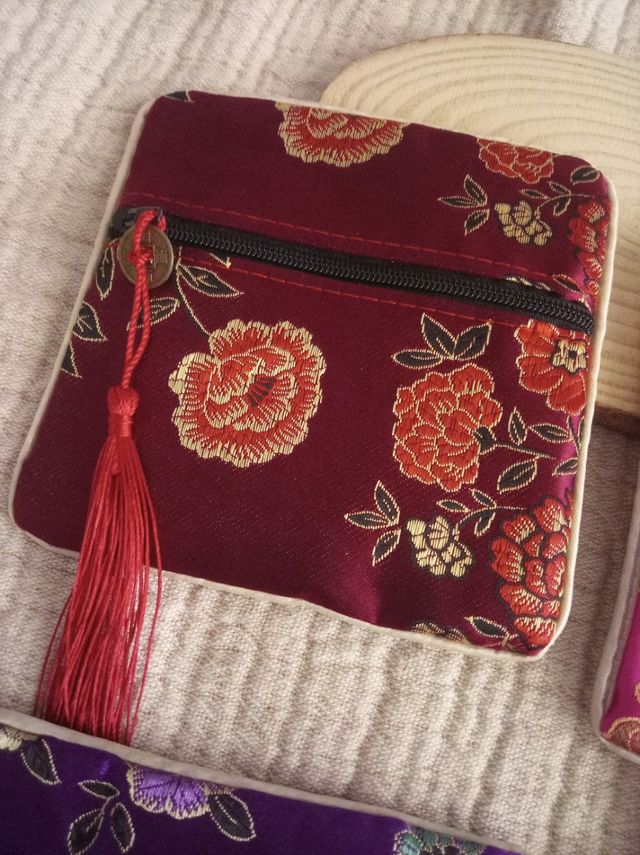 Lote de 4 monederos estilo oriental