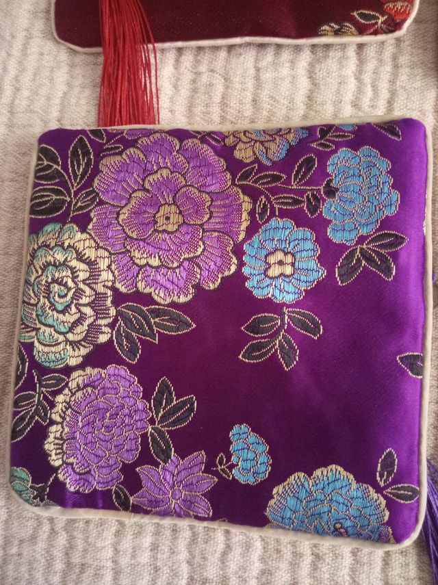 Lote de 4 monederos estilo oriental