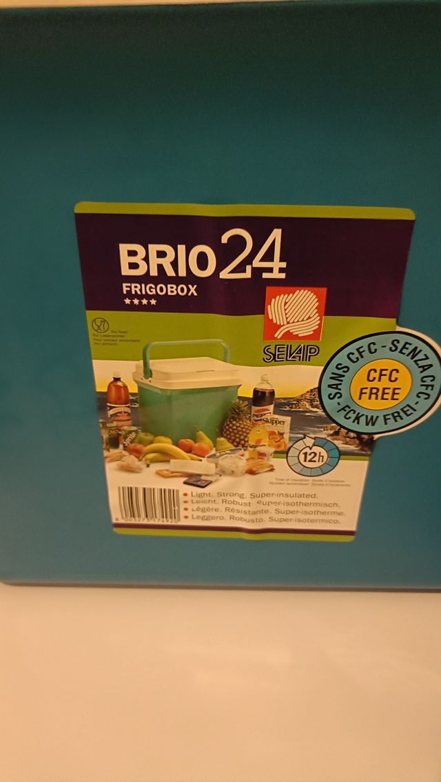 Frigo portatile giallo vintage