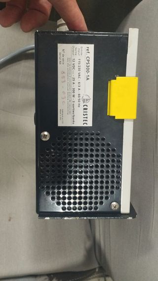 Cargador bateria barco y caravana 25 Amp 12V
