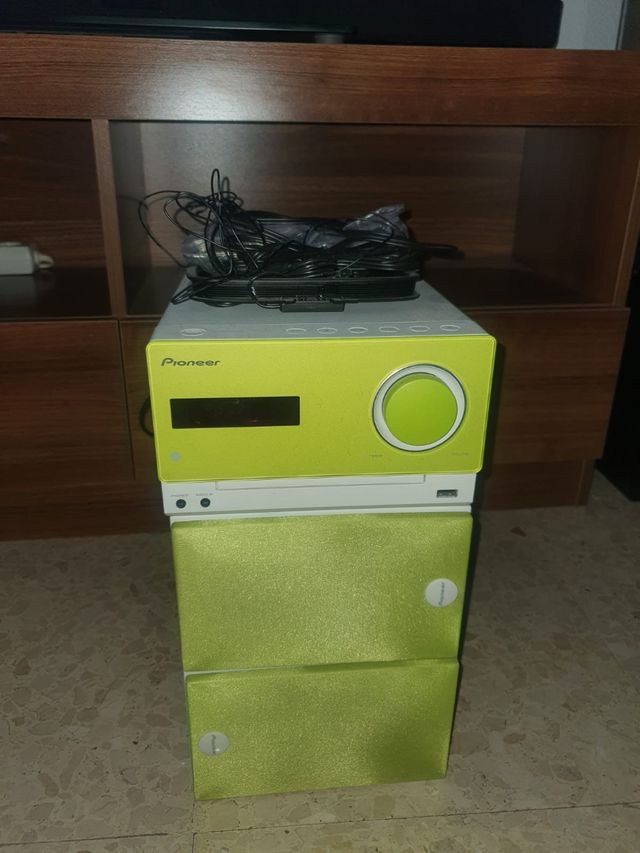 Equipo Pioneer | Altavoces verdes