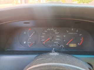 Nissan Primera 1994