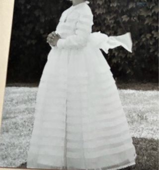 Traje comunión blanco para niña.