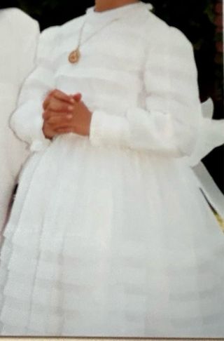 Traje comunión blanco para niña.
