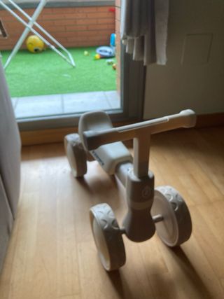 Correpasillos Zippy infantil