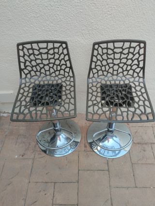 2 Taburetes cocina grises metal