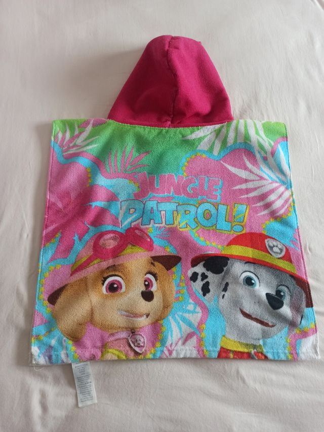 Toalla con capucha Patrulla Canina Skye