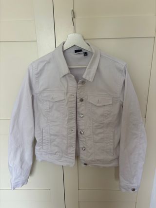 Chaqueta vaquera blanca