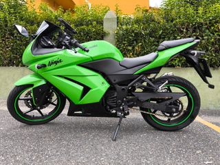 Kawasaki Ninja 250R - 2010