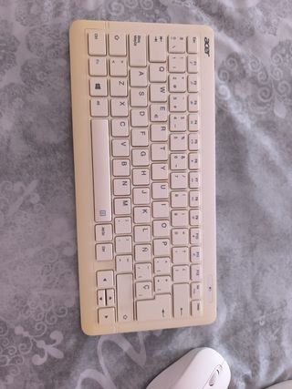 Acer Revo One - PC blanco