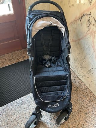 BabyJogger City Mini 4: Silla, capazo y bolsa