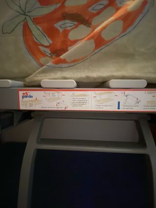 Litera Pardo Vega gris metal y madera