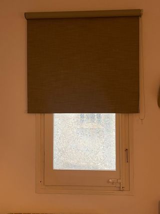 Estore enrollable Ikea gris