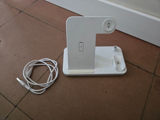 Base carga 3x1 Apple