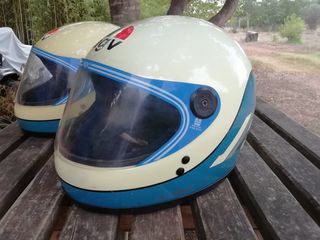 Cascos AGV vintage modelo Kenny Roberts