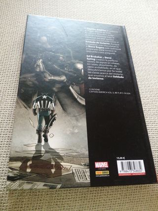 Marvel must have capitán américa. soldado de in...