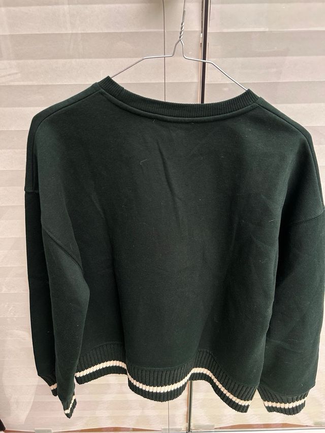 Sudadera Zara verde - Manhattan 1990