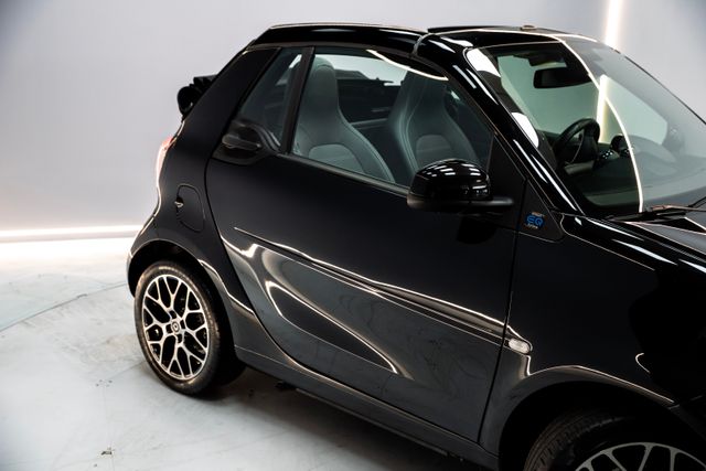 SMART fortwo 60kW81CV EQ cabrio