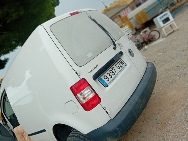 Volkswagen Caddy 2010