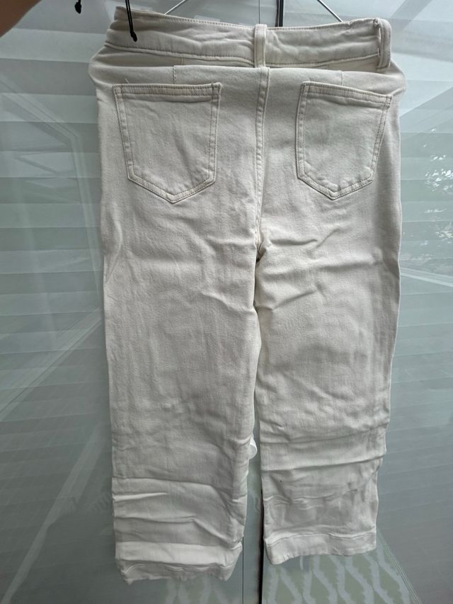 Pantalones vaqueros beige