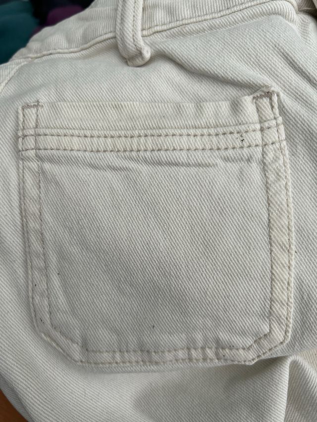 Pantalones vaqueros beige