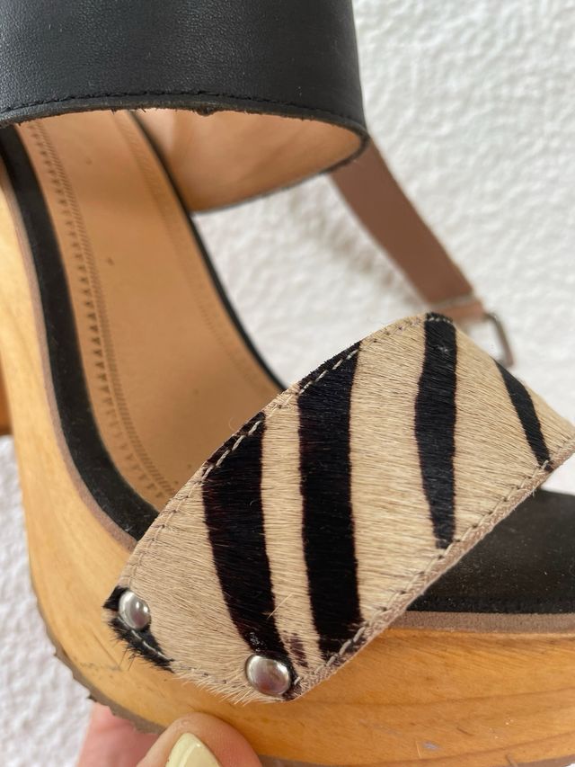 Sandalias Gioseppo cuña zebra 41
