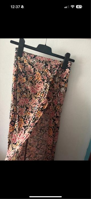Falda larga floral negra