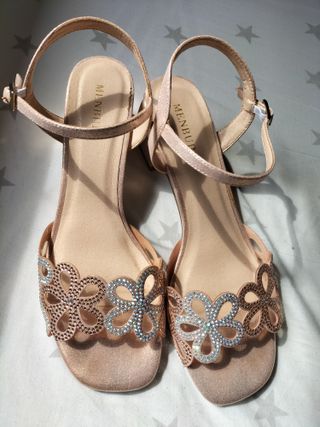 Sandalias Menbur beige fiesta