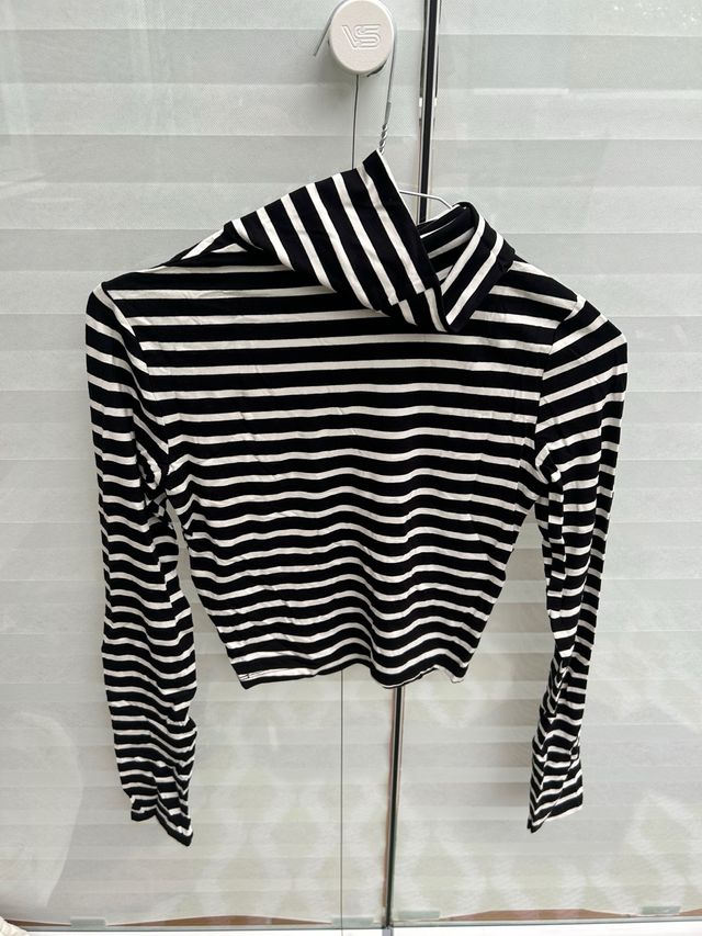 Top rayas blanco-negro manga larga