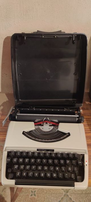 Máquina escribir antigua