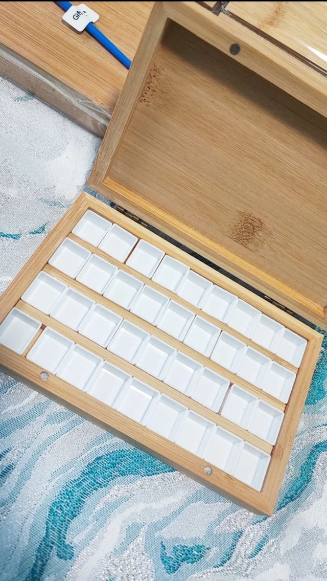 Caja Acuarelas - 30 huecos